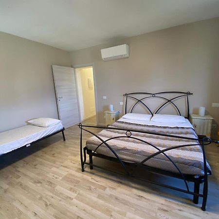 La Chiusa Bed And Breakfast Montichiari Exterior photo